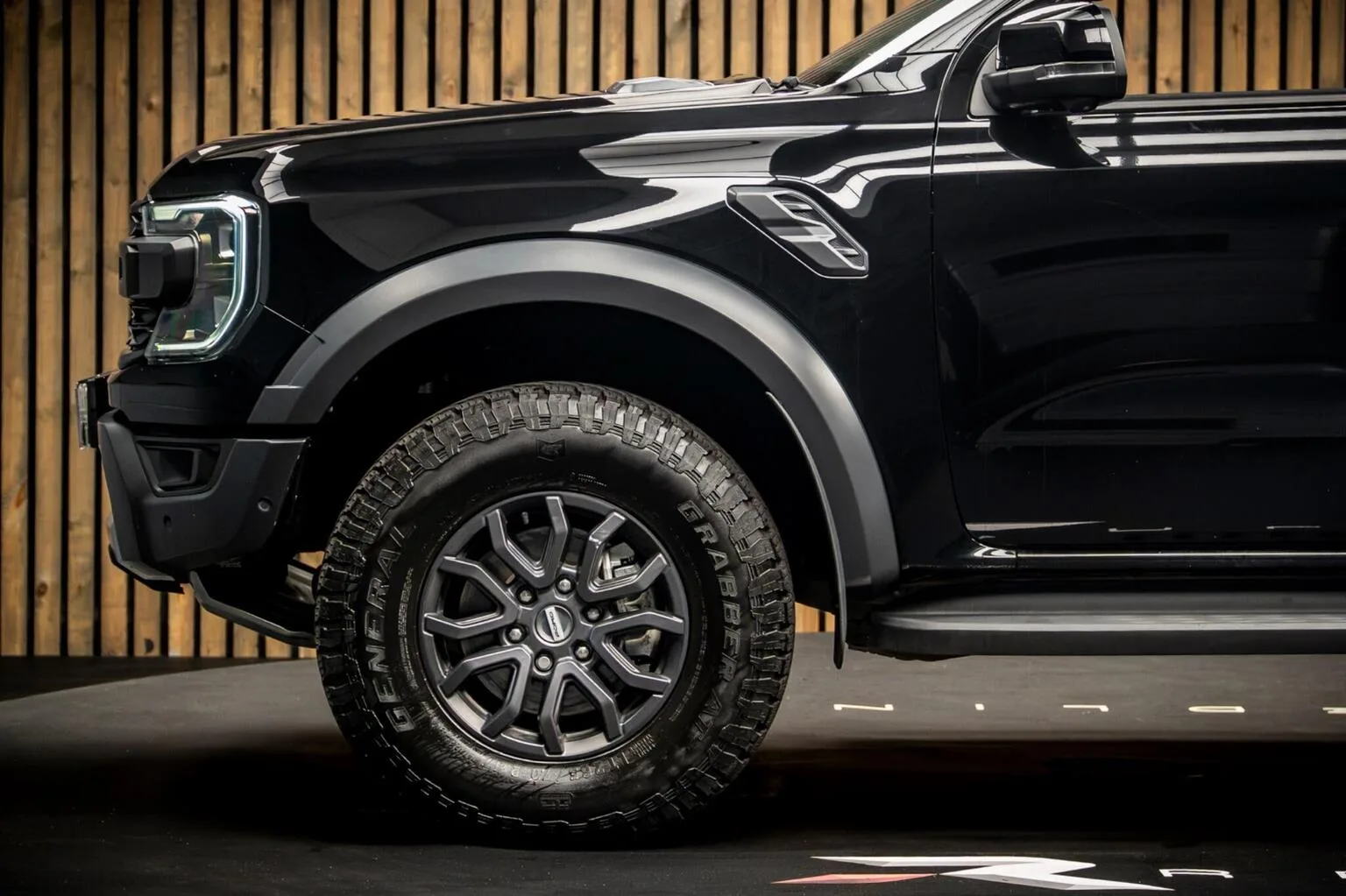 2023 Ford Ranger Raptor, 8/30