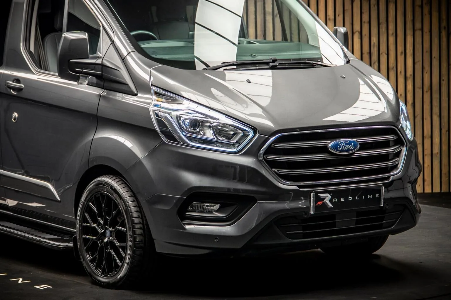2023 Ford Transit Custom Limited, 11/30