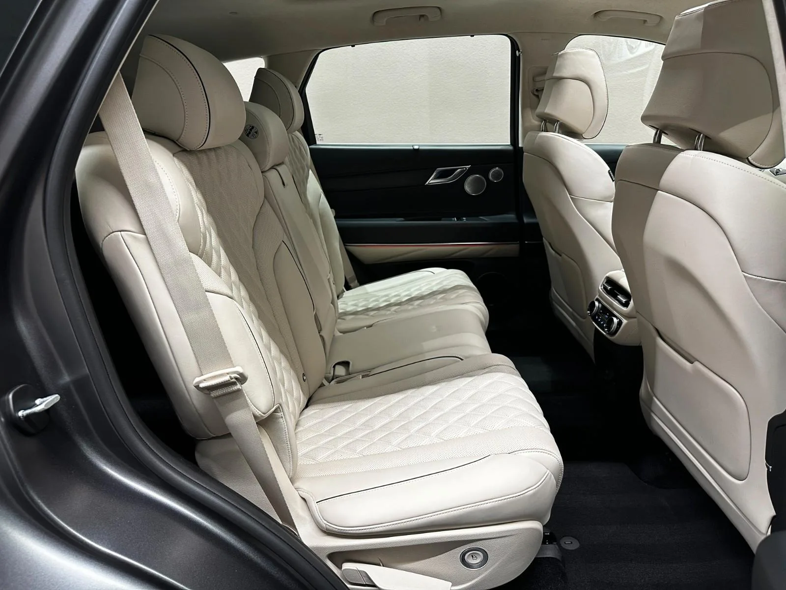 2023 Genesis GV80 Luxury Line, 17/24