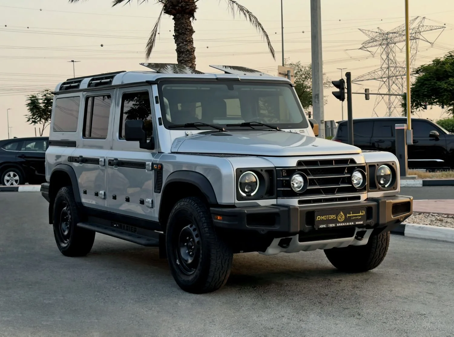 2023 INEOS Grenadier Fieldmaster Edition offered by a specialist dealer in Dubai, United Arab Emirates, photo 3 of 14