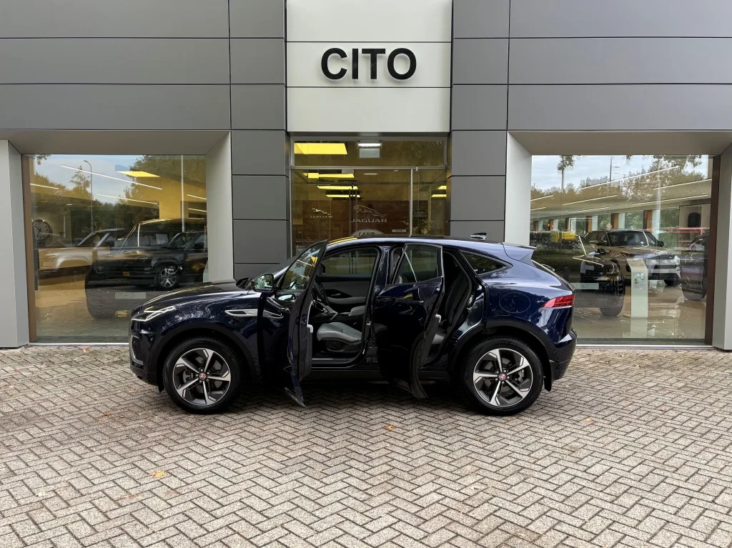 2023 Jaguar E-Pace P300e R-Dynamic SE, 3/30