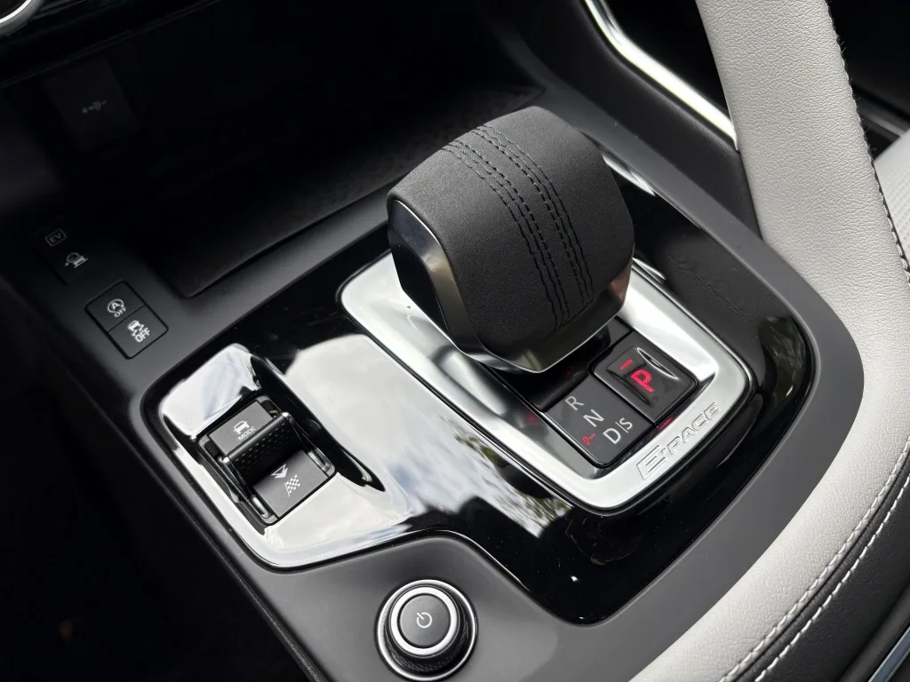 2023 Jaguar E-Pace P300e R-Dynamic SE, 13/30