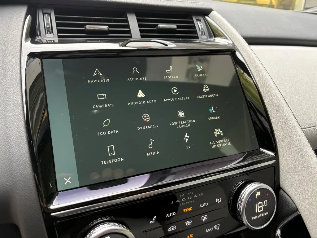 2023 Jaguar E-Pace P300e R-Dynamic SE, 21/30