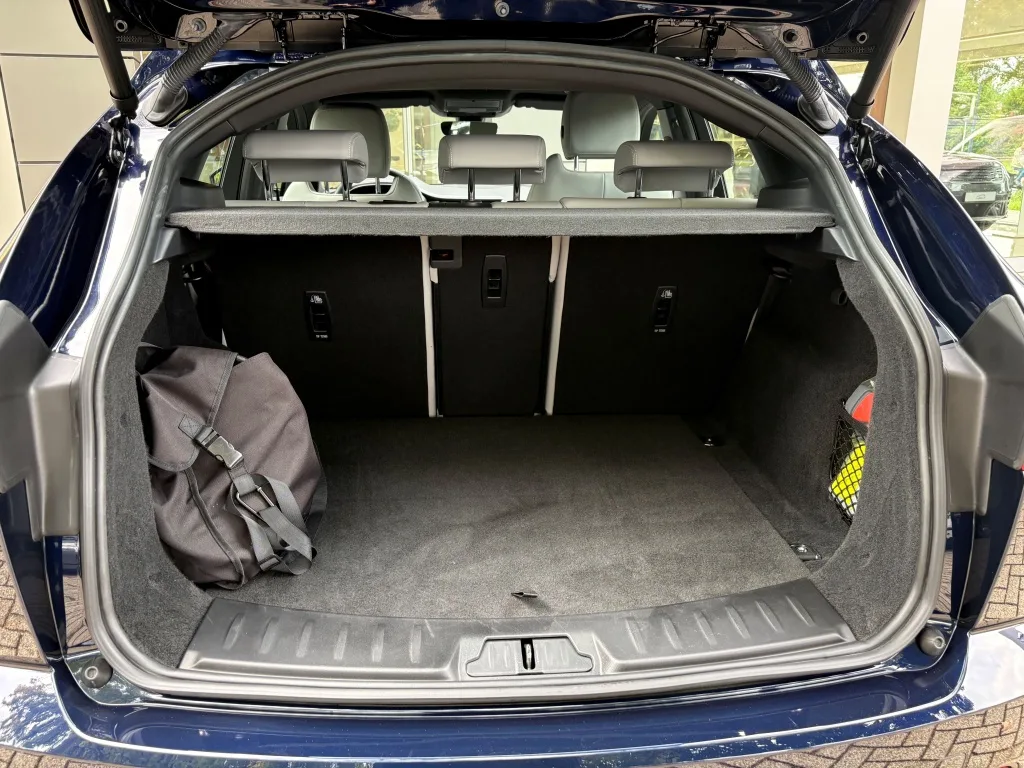 2023 Jaguar E-Pace P300e R-Dynamic SE, 26/30
