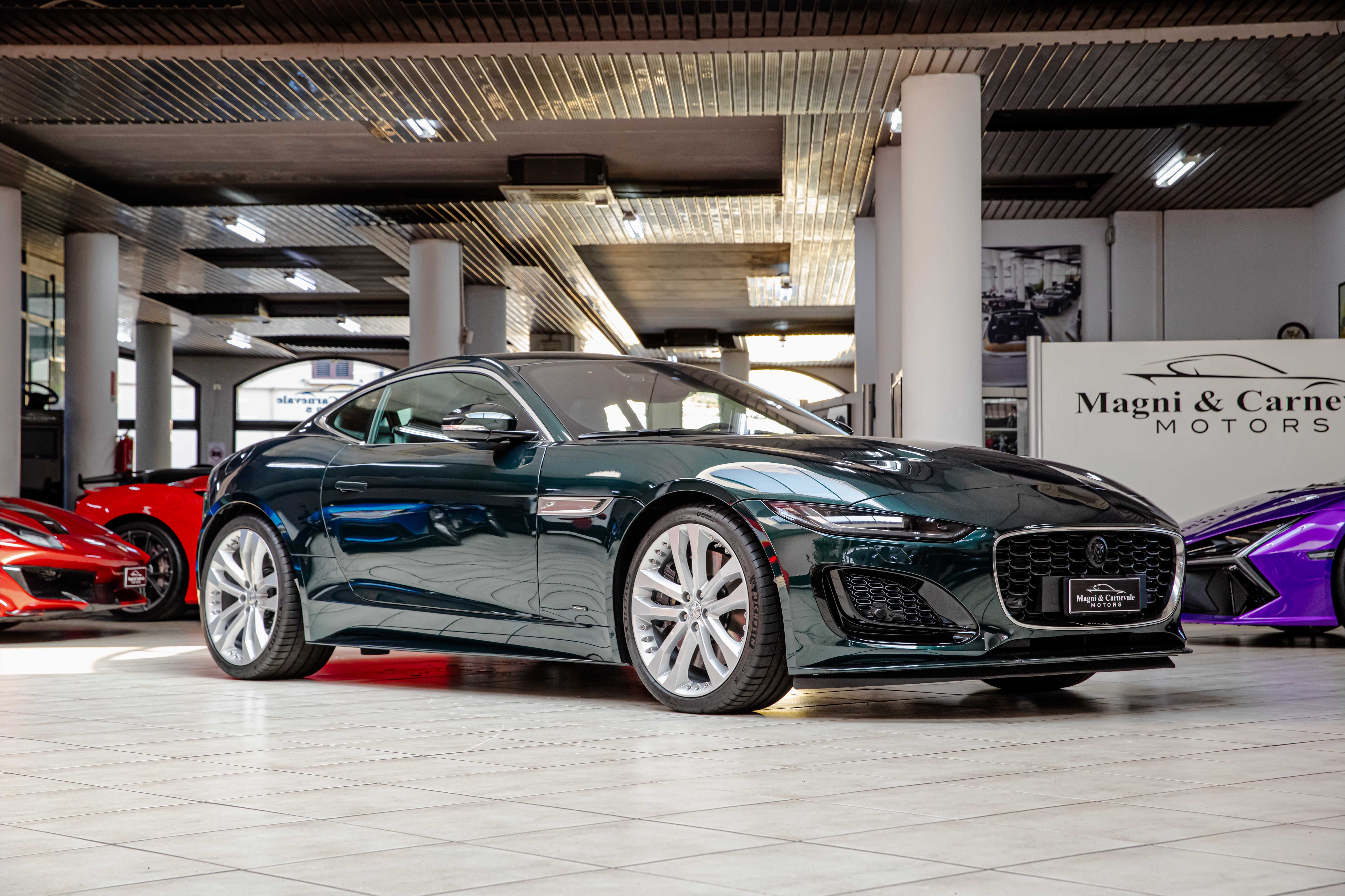 2023 Jaguar F-Type 5.0 V8 offered by a specialist dealer in Milan, Italy, photo 4 of 20