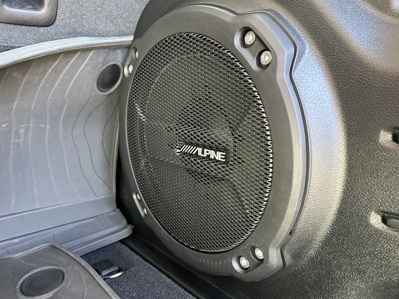 2023 Jeep Wrangler Unlimited Rubicon 392 offered by a specialist dealer in Písek, Czechia, photo 33 of 35
