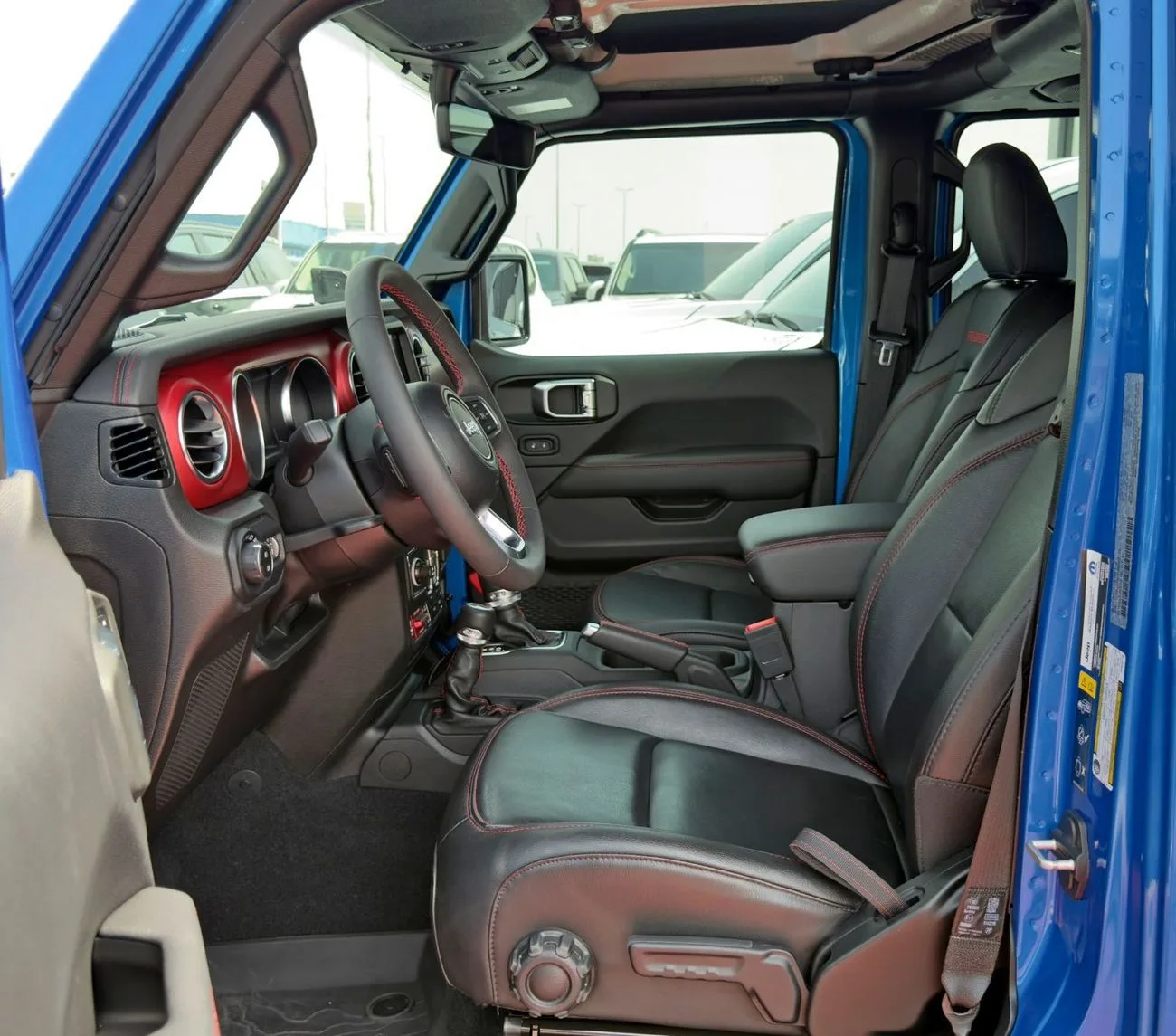 2023 Jeep Wrangler Unlimited Rubicon offered by a specialist dealer in Dubai, United Arab Emirates, photo 9 of 13