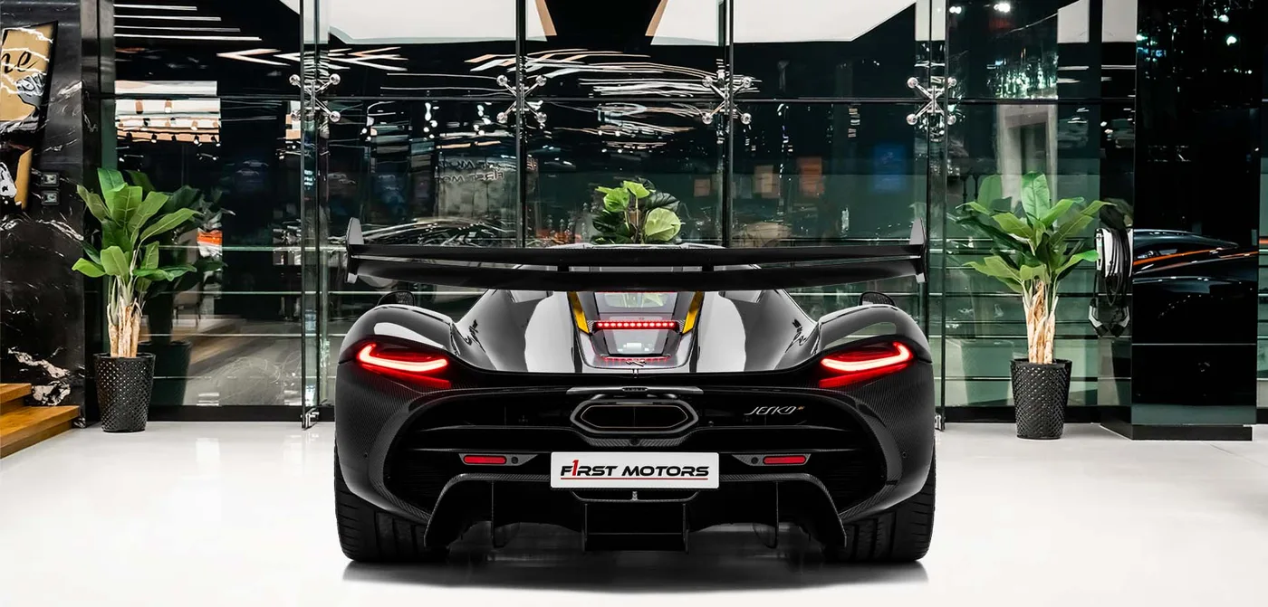 2023 Koenigsegg Jesko Attack angeboten von einem Fachhändler in Dubai, Vereinigte Arabische Emirate, Außenansicht 4