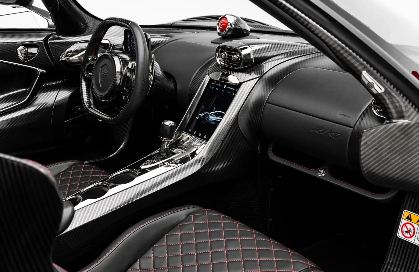 2023 Koenigsegg Jesko Attack angeboten von einem Fachhändler in Dubai, Vereinigte Arabische Emirate, Foto 6 von 10