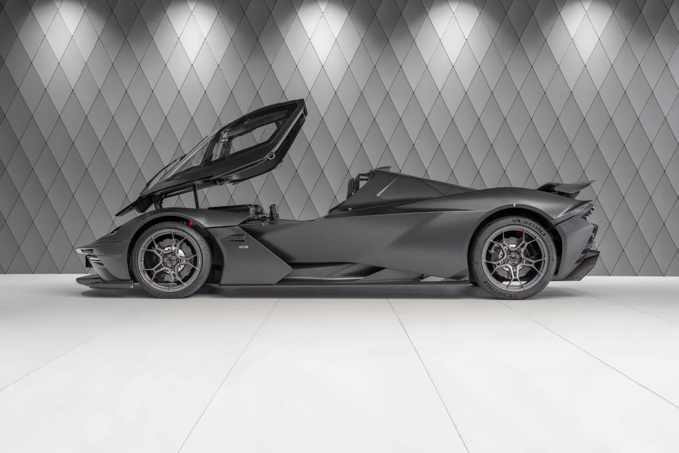2023 KTM X-BOW GT-XR angeboten von einem Supersportwagenhändler in Schenefeld, Deutschland, Foto 5 von 25