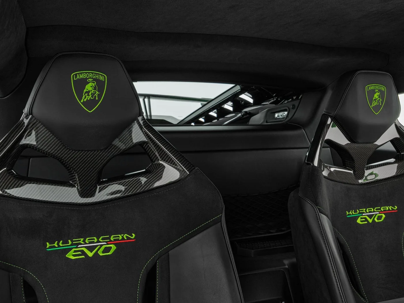 2023 Lamborghini Huracán EVO proposée par un concessionnaire spécialisé à Böblingen, Allemagne, photo 13 sur 15