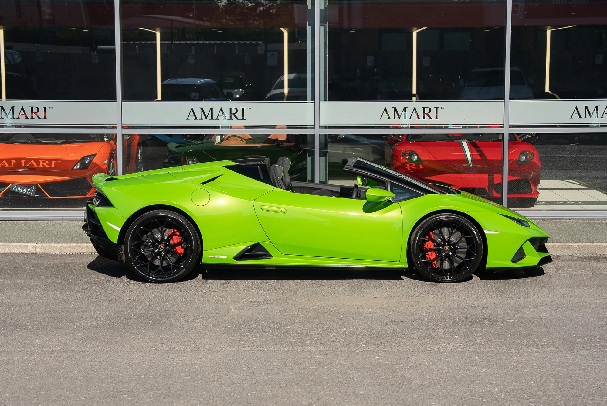 2023 Lamborghini Huracán EVO Spyder, 3/30