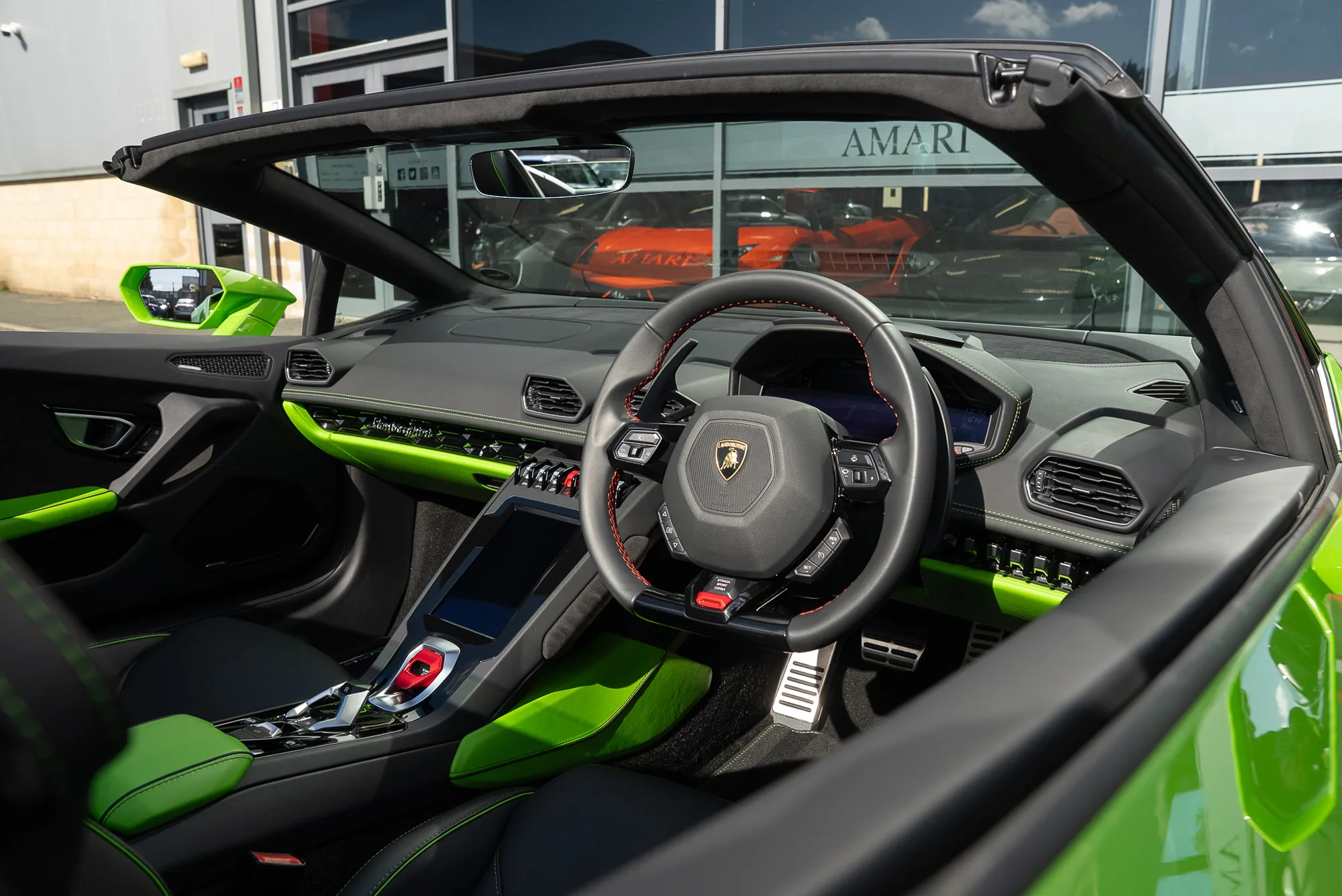 2023 Lamborghini Huracán EVO Spyder, 20/30