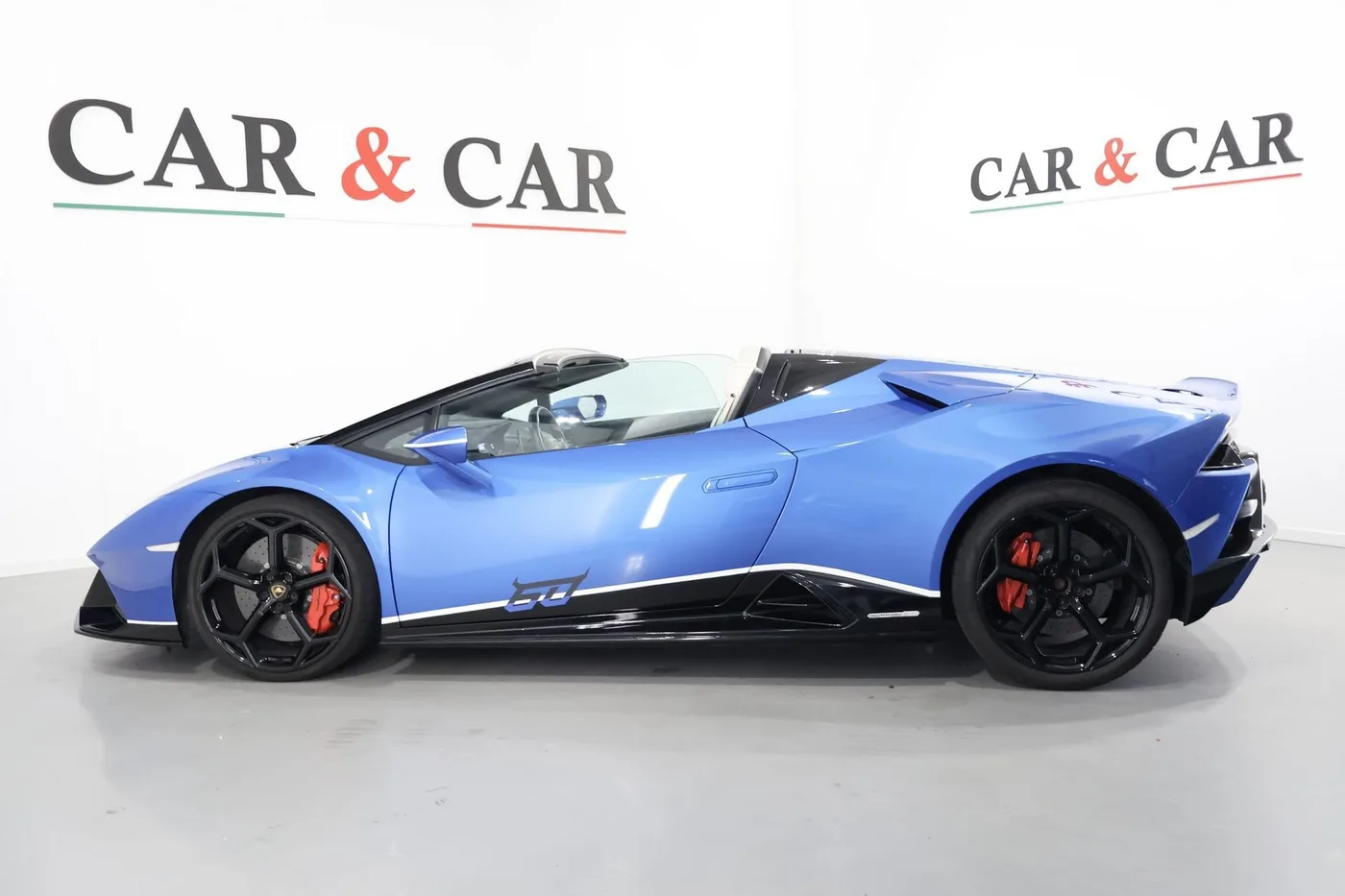 2023 Lamborghini Huracán EVO Spyder angeboten von einem Supersportwagenhändler in Zibido San Giacomo, Italien, Foto 6 von 23