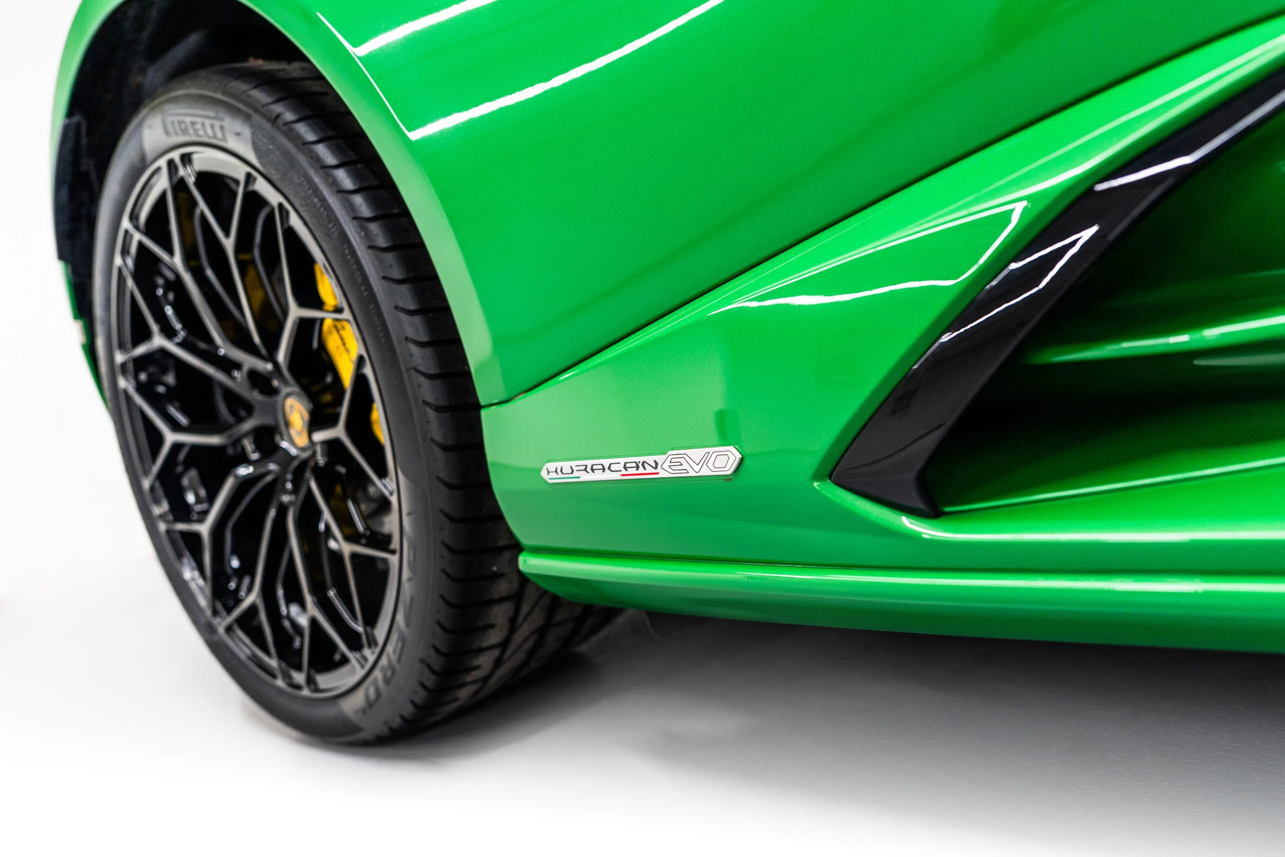 2023 Lamborghini Huracán EVO Spyder, 9/20
