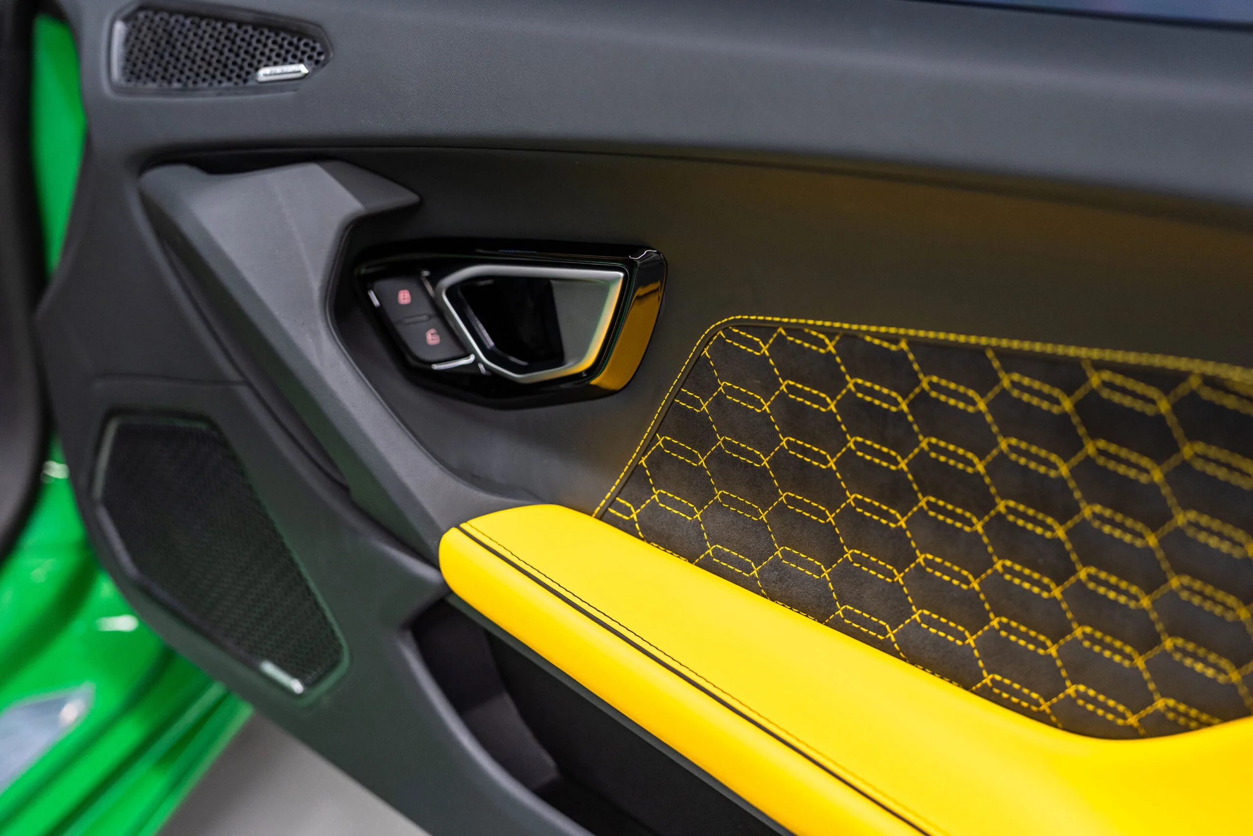 2023 Lamborghini Huracán EVO Spyder, 18/20
