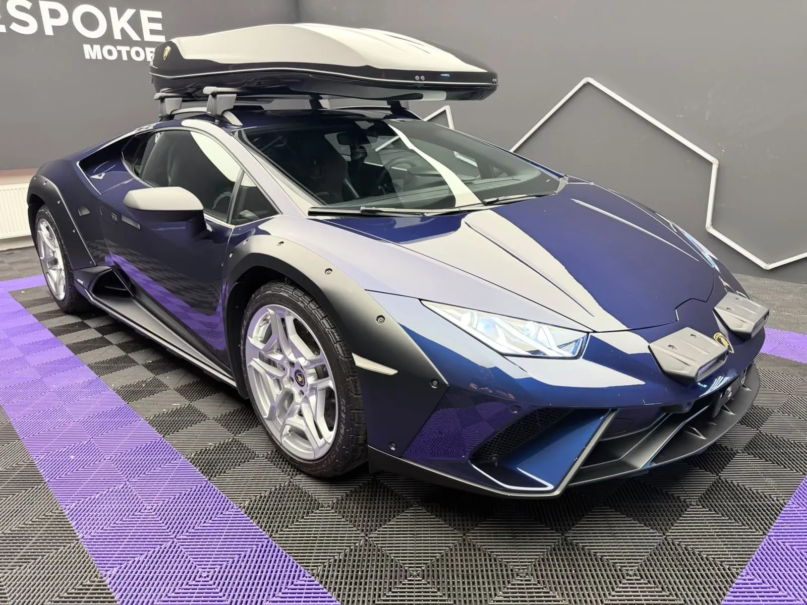 2023 Lamborghini Huracán Sterrato, 7/20