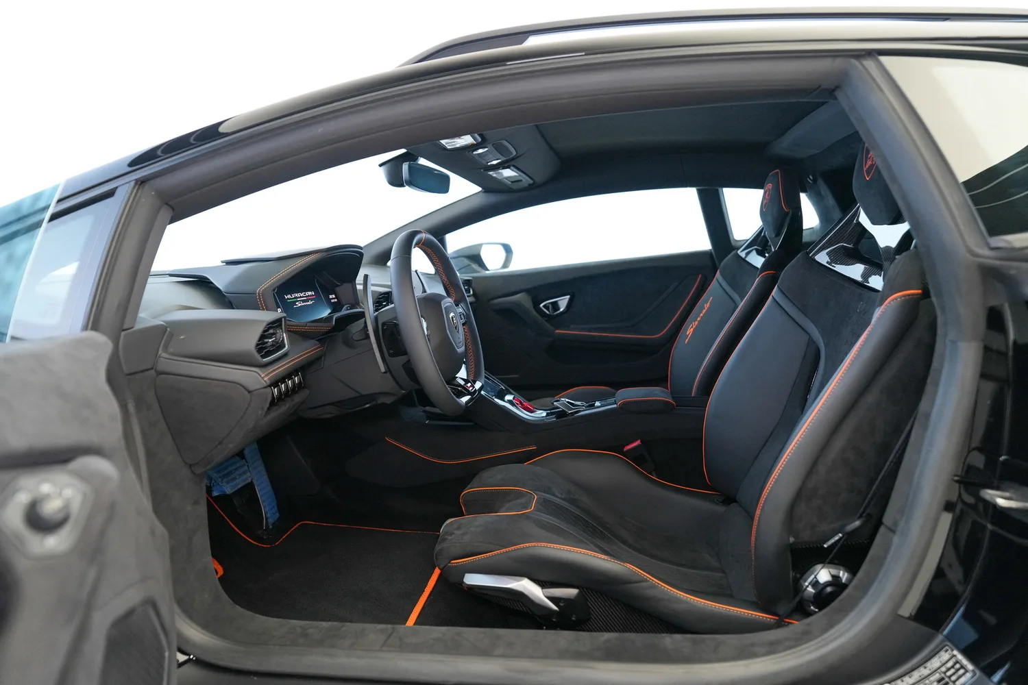 2023 Lamborghini Huracán Sterrato, 3/14