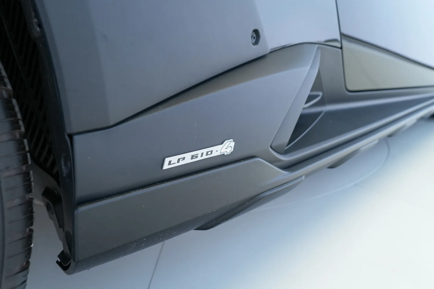 2023 Lamborghini Huracán Sterrato, 9/14