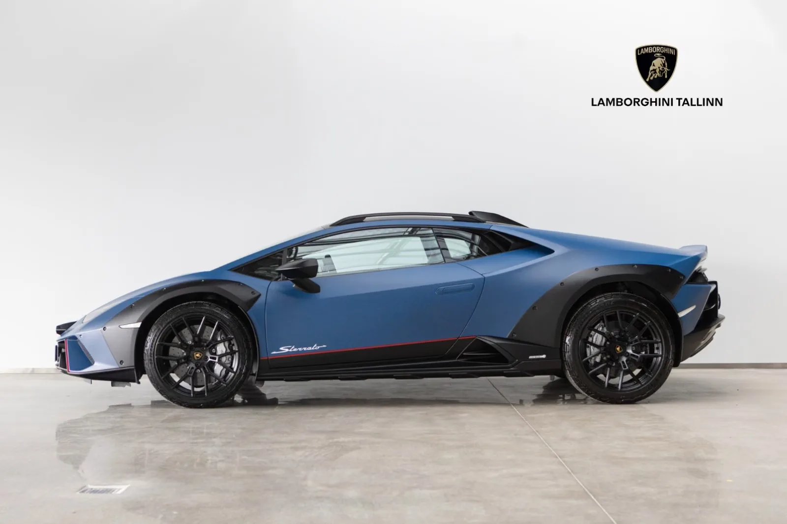 2023 Lamborghini Huracán Sterrato, 3/15
