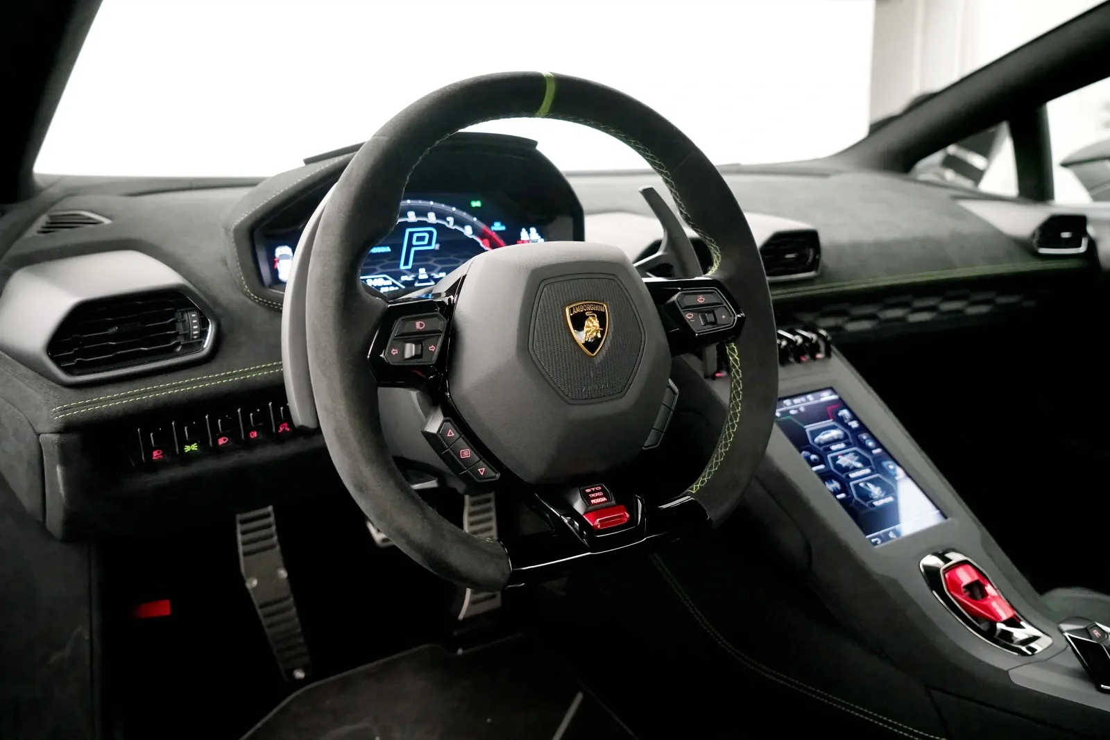 2023 Lamborghini Huracán STO, 8/16