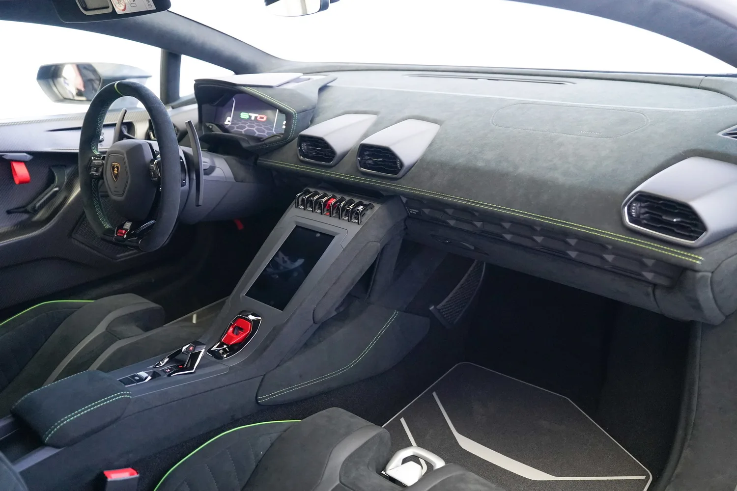 2023 Lamborghini Huracán STO, 7/20