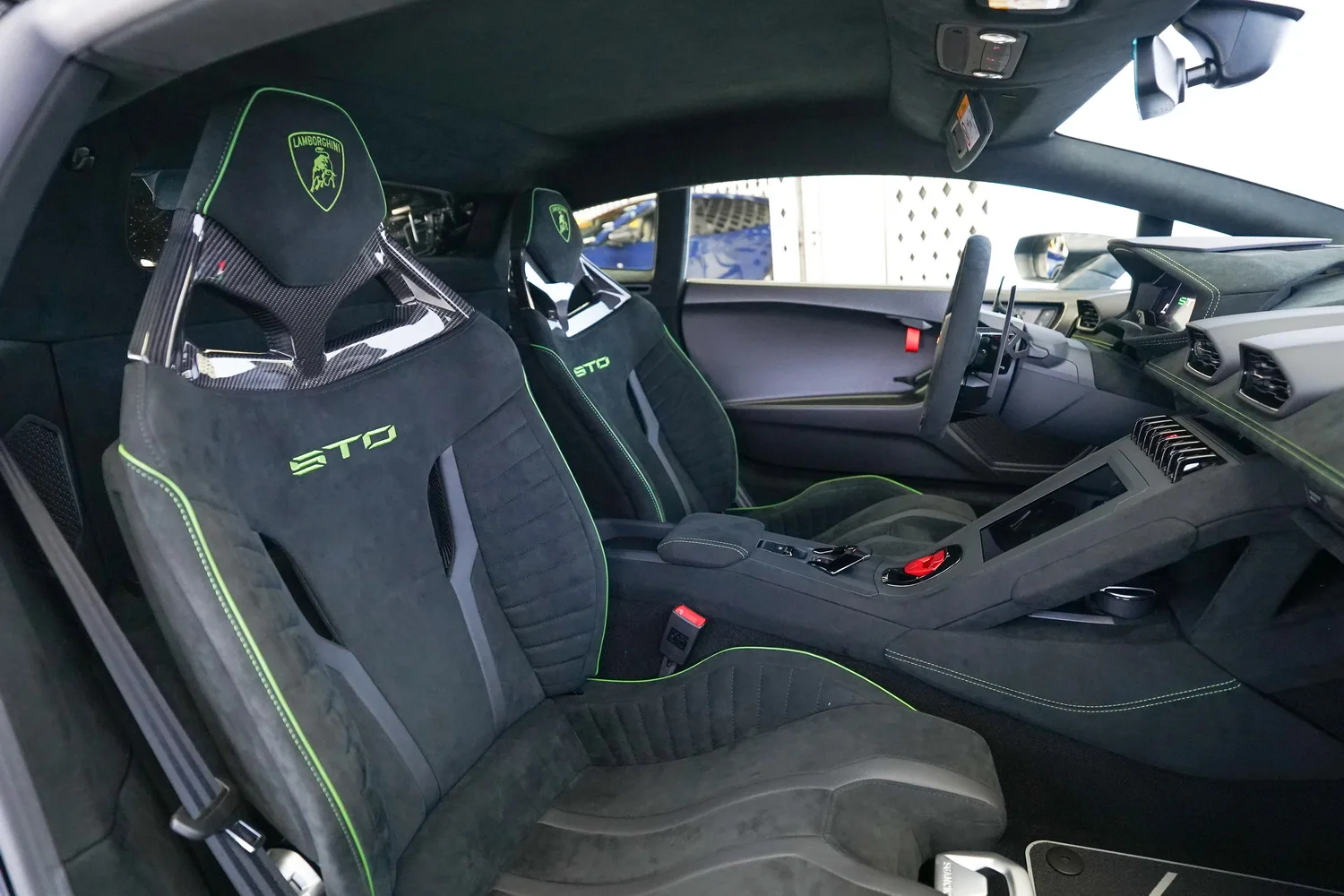 2023 Lamborghini Huracán STO, 9/20