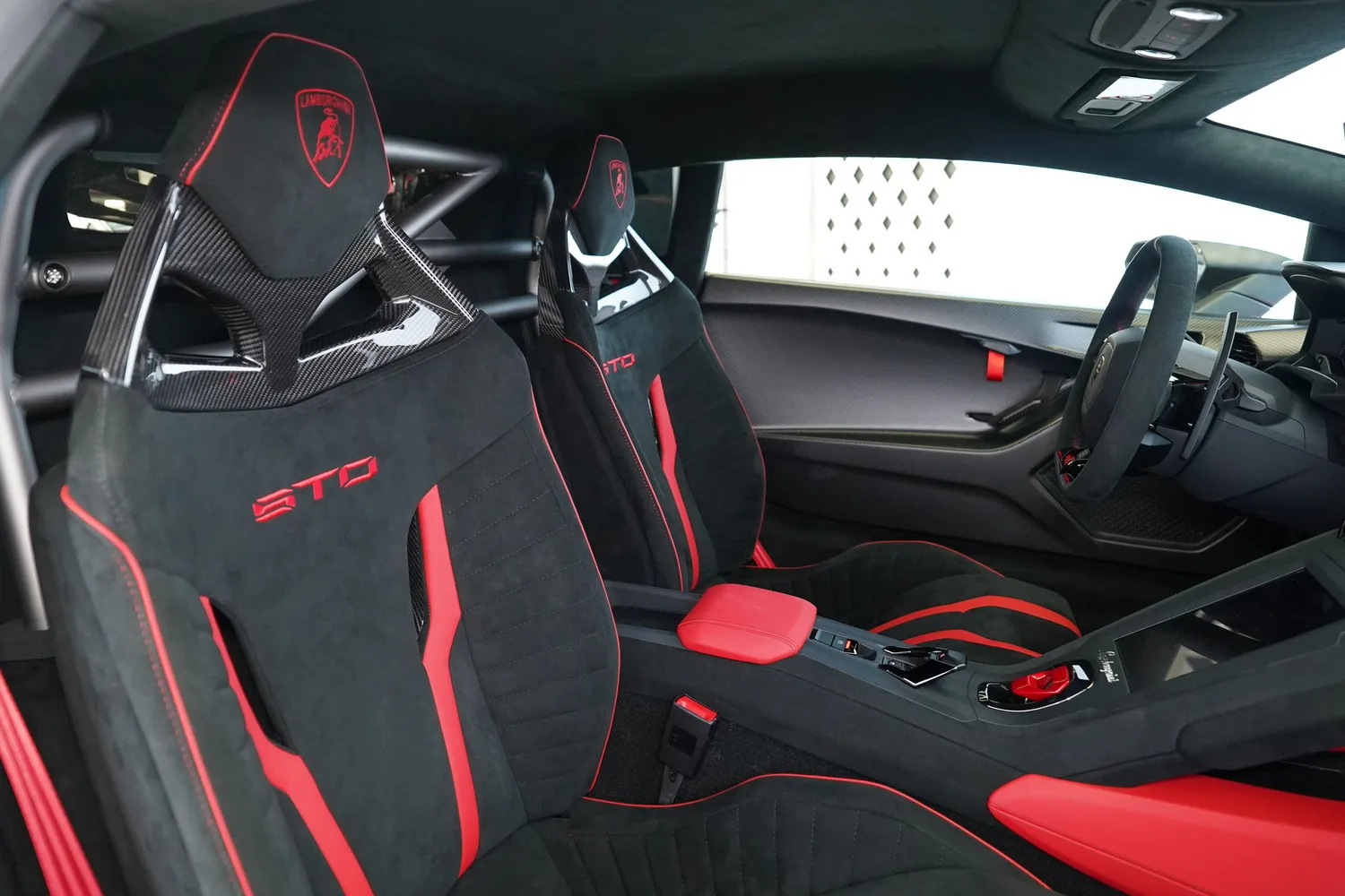 2023 Lamborghini Huracán STO, 19/20