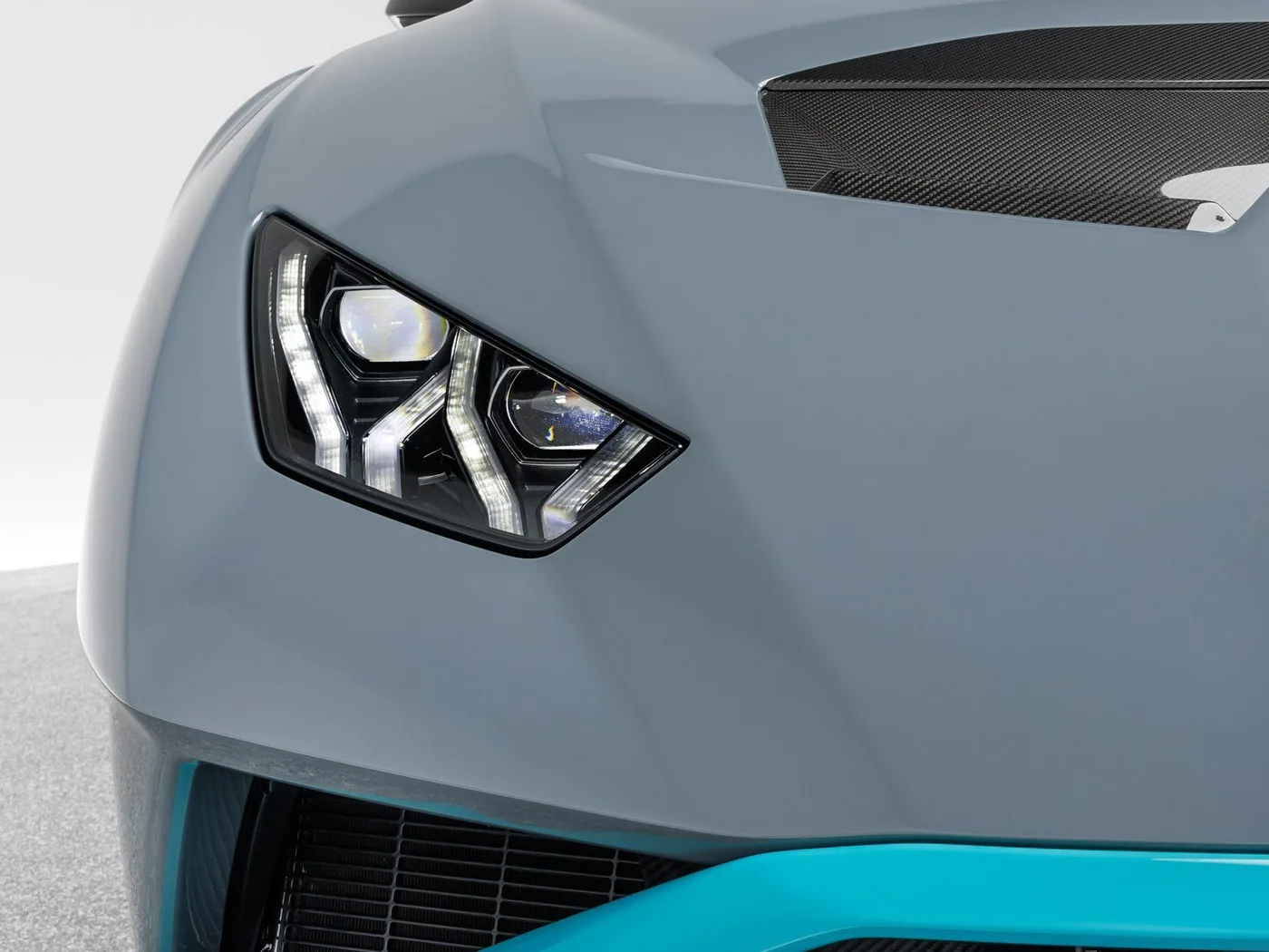 2023 Lamborghini Huracán STO angeboten von einem Fachhändler in Böblingen, Deutschland, Foto 15 von 15