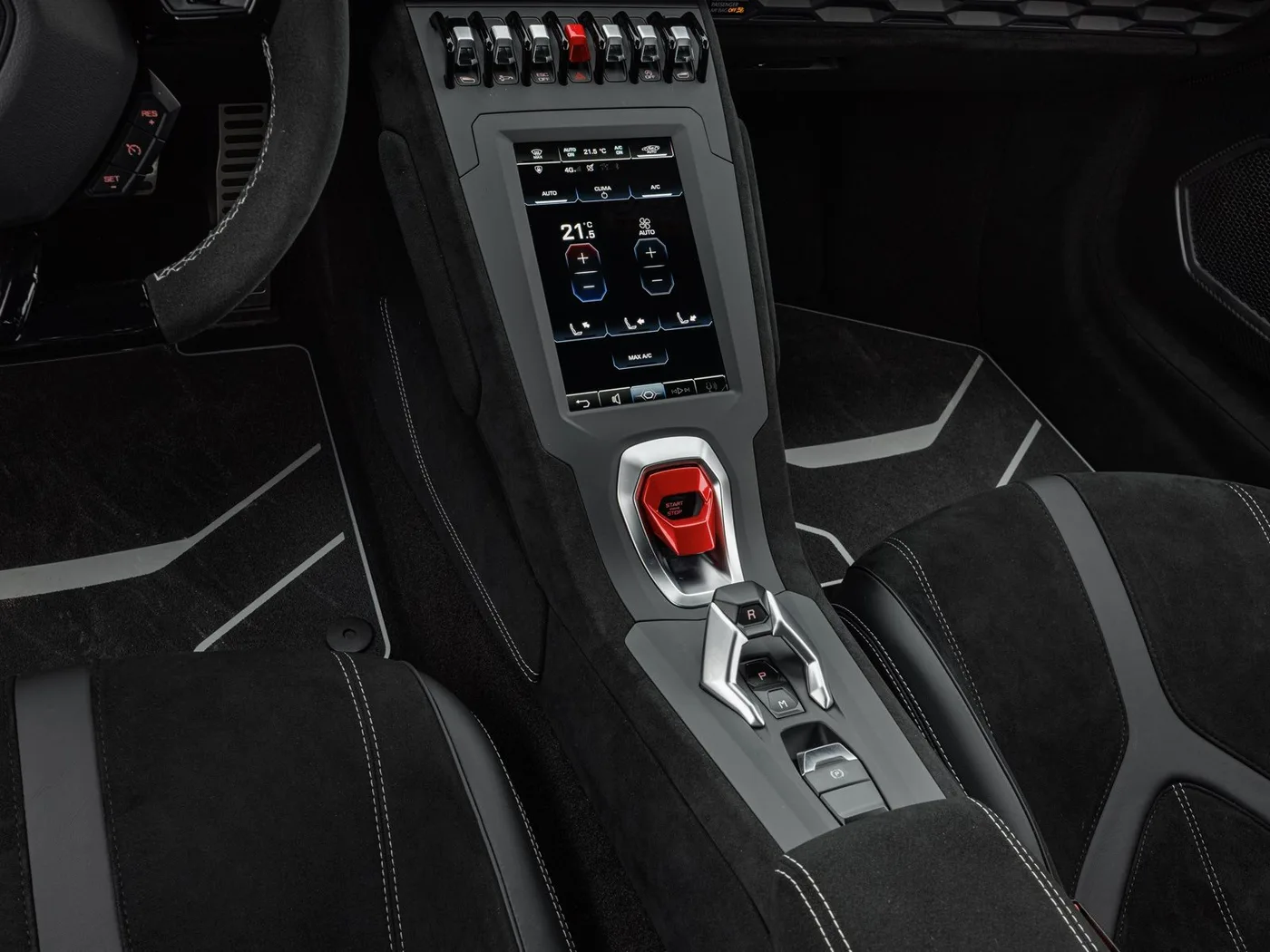 2023 Lamborghini Huracán STO angeboten von einem Fachhändler in Böblingen, Deutschland, Foto 8 von 15