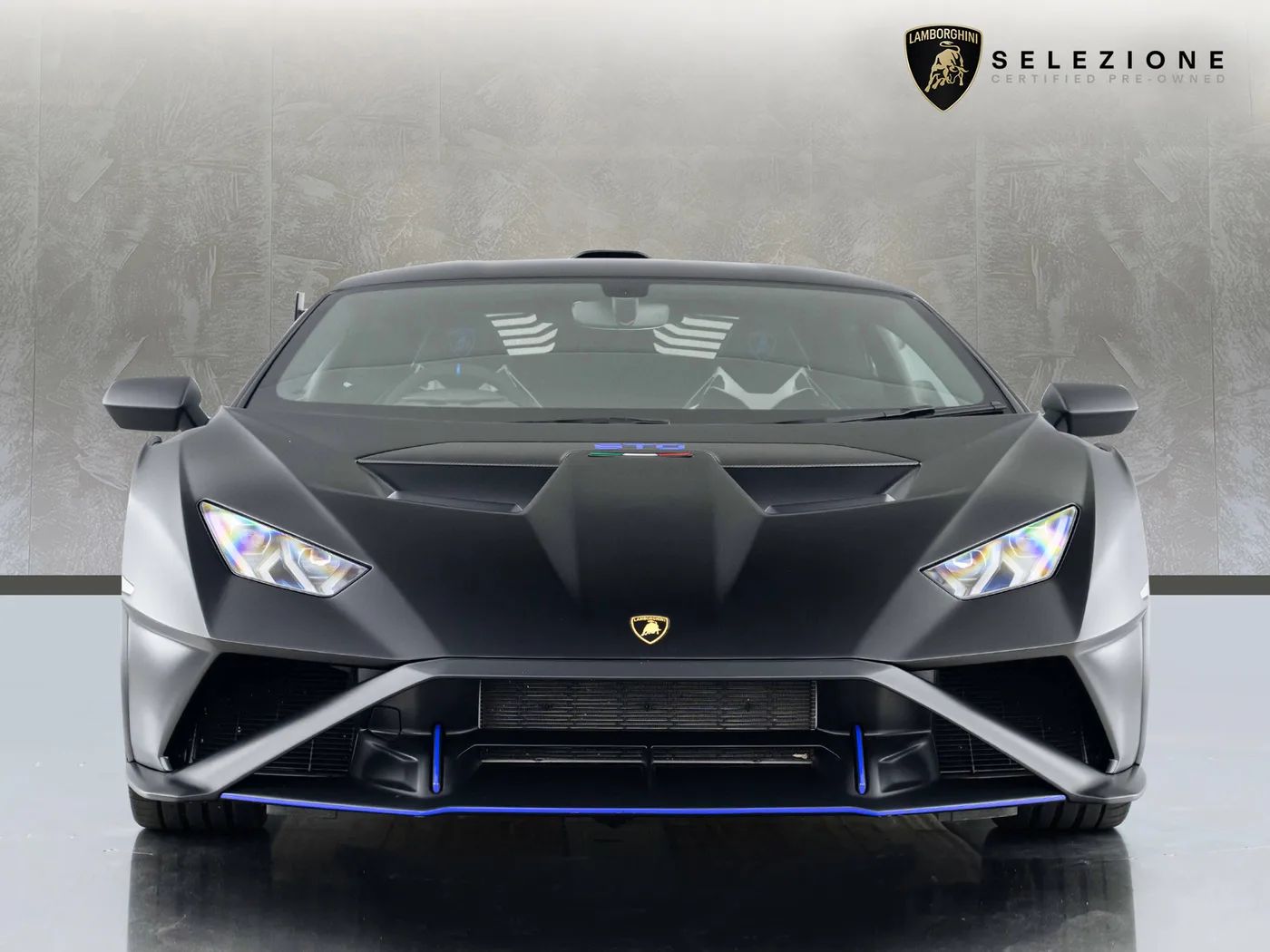 2023 Lamborghini Huracán STO angeboten von einer Vertragshändlergruppe in Hatfield, Vereinigtes Königreich, Foto 4 von 20