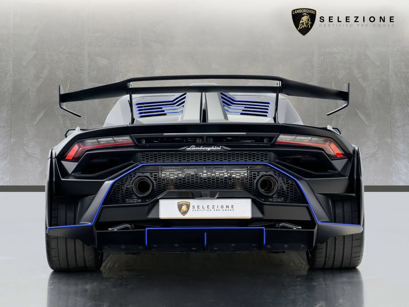 2023 Lamborghini Huracán STO angeboten von einer Vertragshändlergruppe in Hatfield, Vereinigtes Königreich, Foto 5 von 20