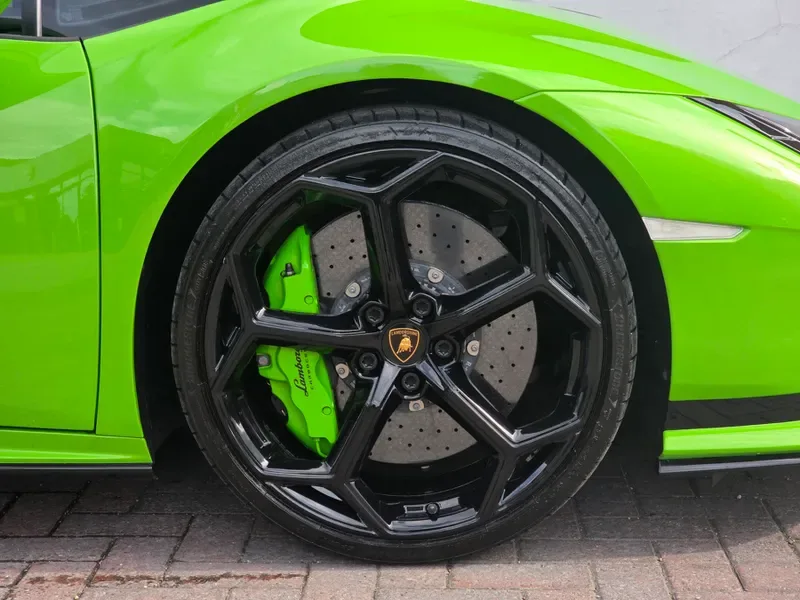 2023 Lamborghini Huracán STO, 9/20