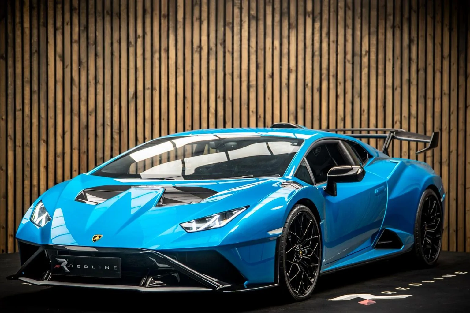 2023 Lamborghini Huracán STO angeboten von einem Fachhändler in Knaresborough, Vereinigtes Königreich, Hauptfoto
