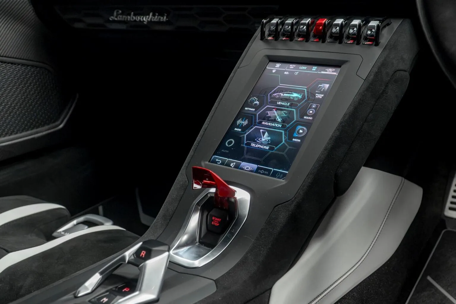 2023 Lamborghini Huracán STO, 28/30
