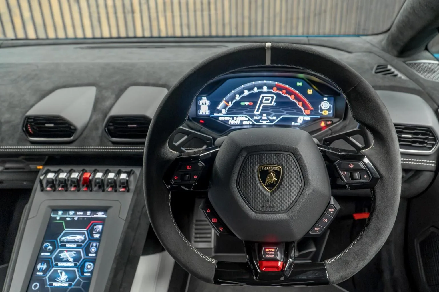 2023 Lamborghini Huracán STO, 29/30