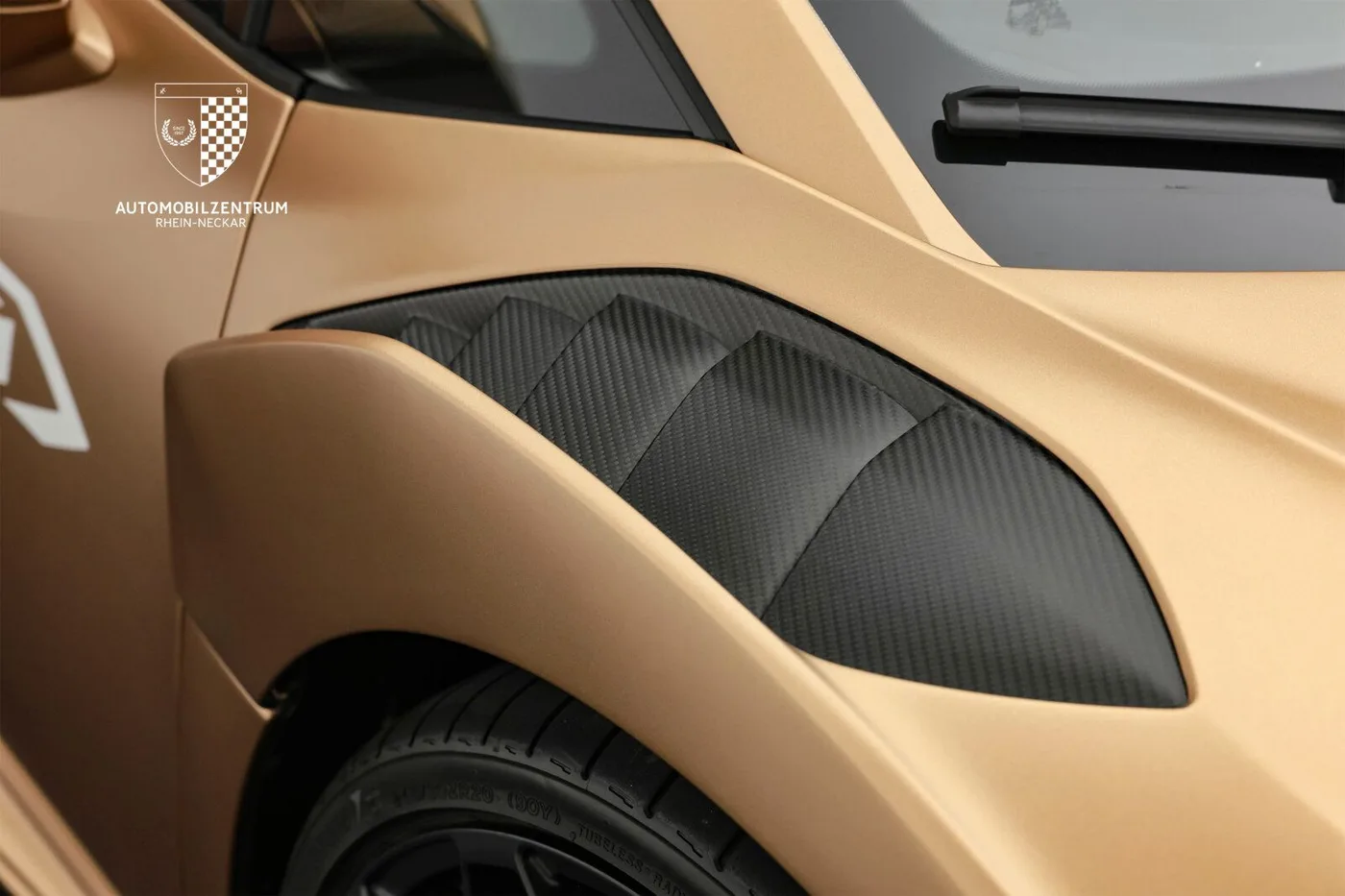 2023 Lamborghini Huracán STO angeboten von einem Supersportwagenhändler in Viernheim, Deutschland, Foto 13 von 25
