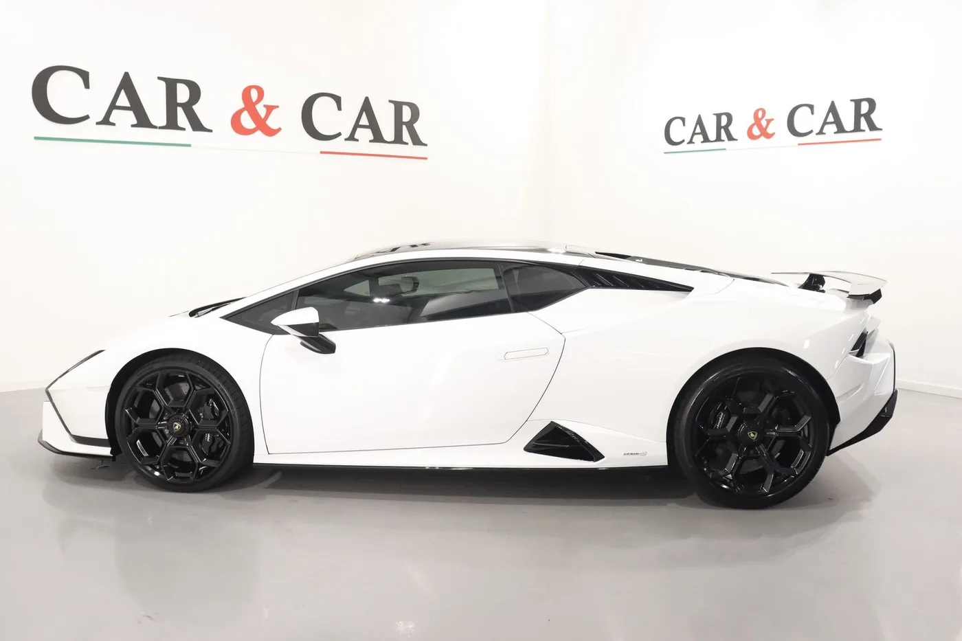 2023 Lamborghini Huracán Tecnica angeboten von einem Supersportwagenhändler in Zibido San Giacomo, Italien, Foto 6 von 25