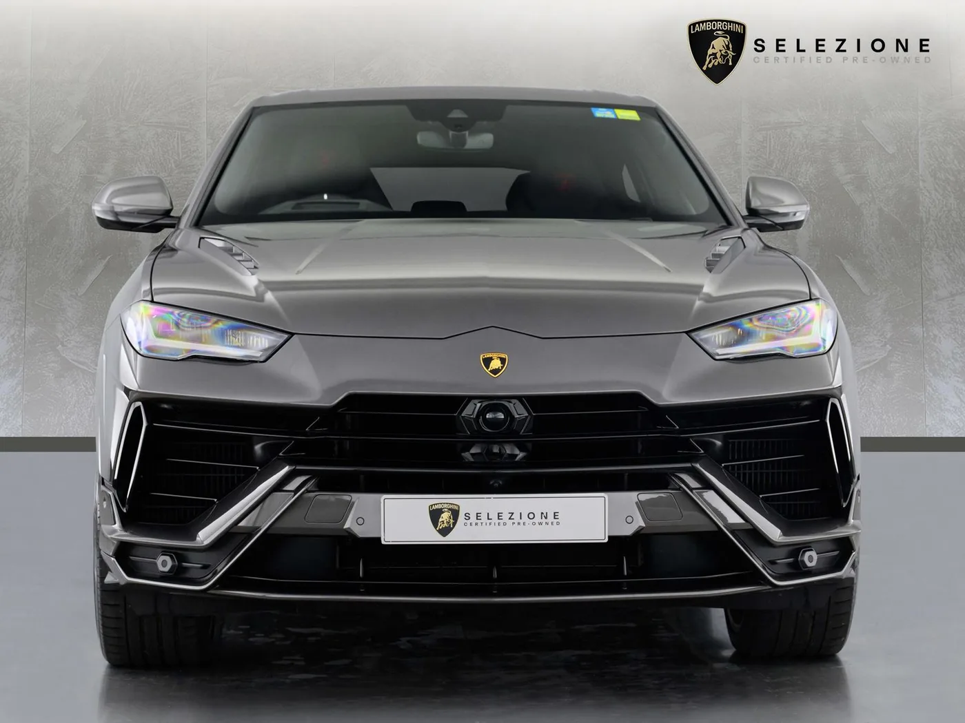 2023 Lamborghini Urus proposée par un groupe de concessions agréées à Hatfield, Royaume-Uni, photo 5 sur 20