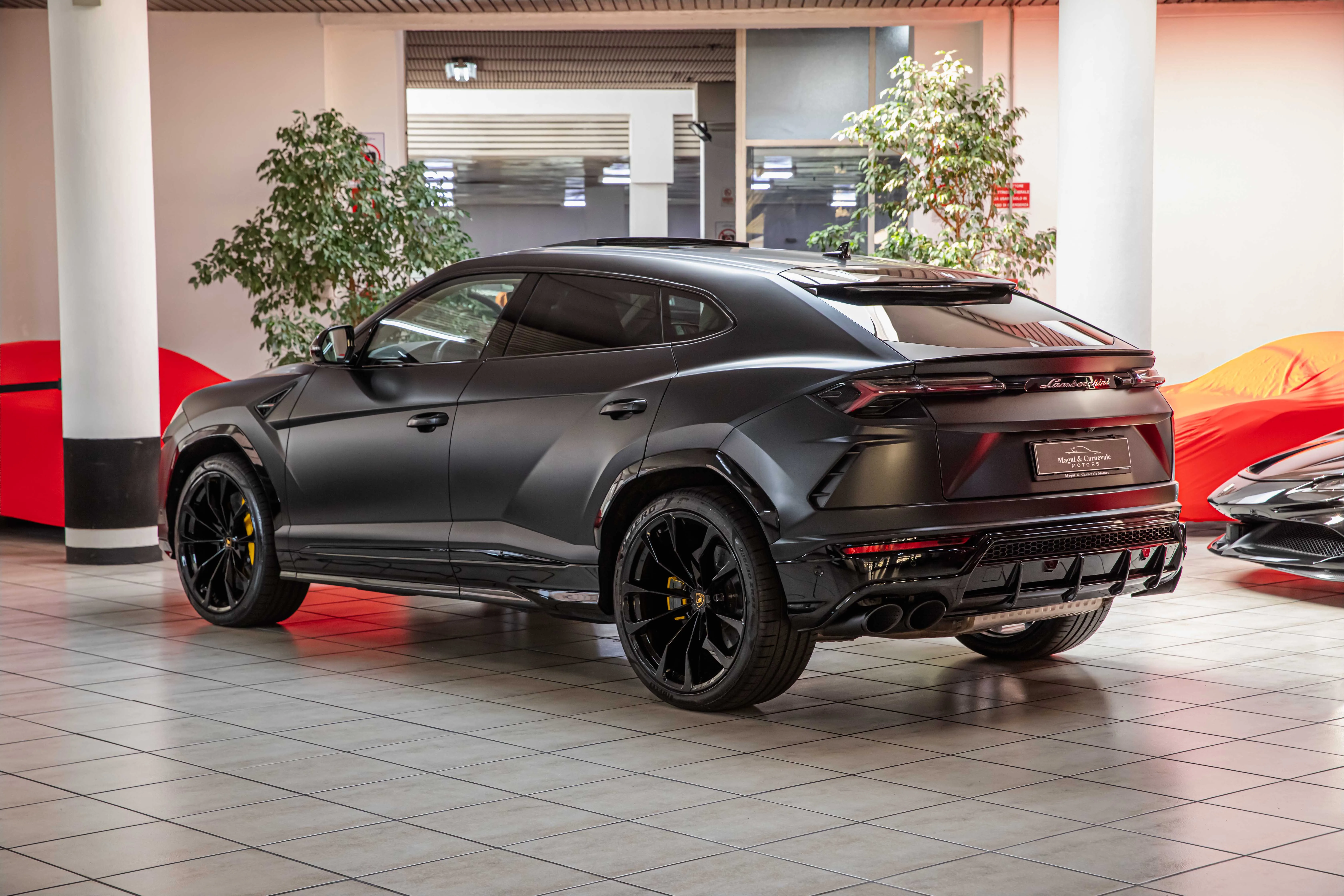 2023 Lamborghini Urus, 4/30
