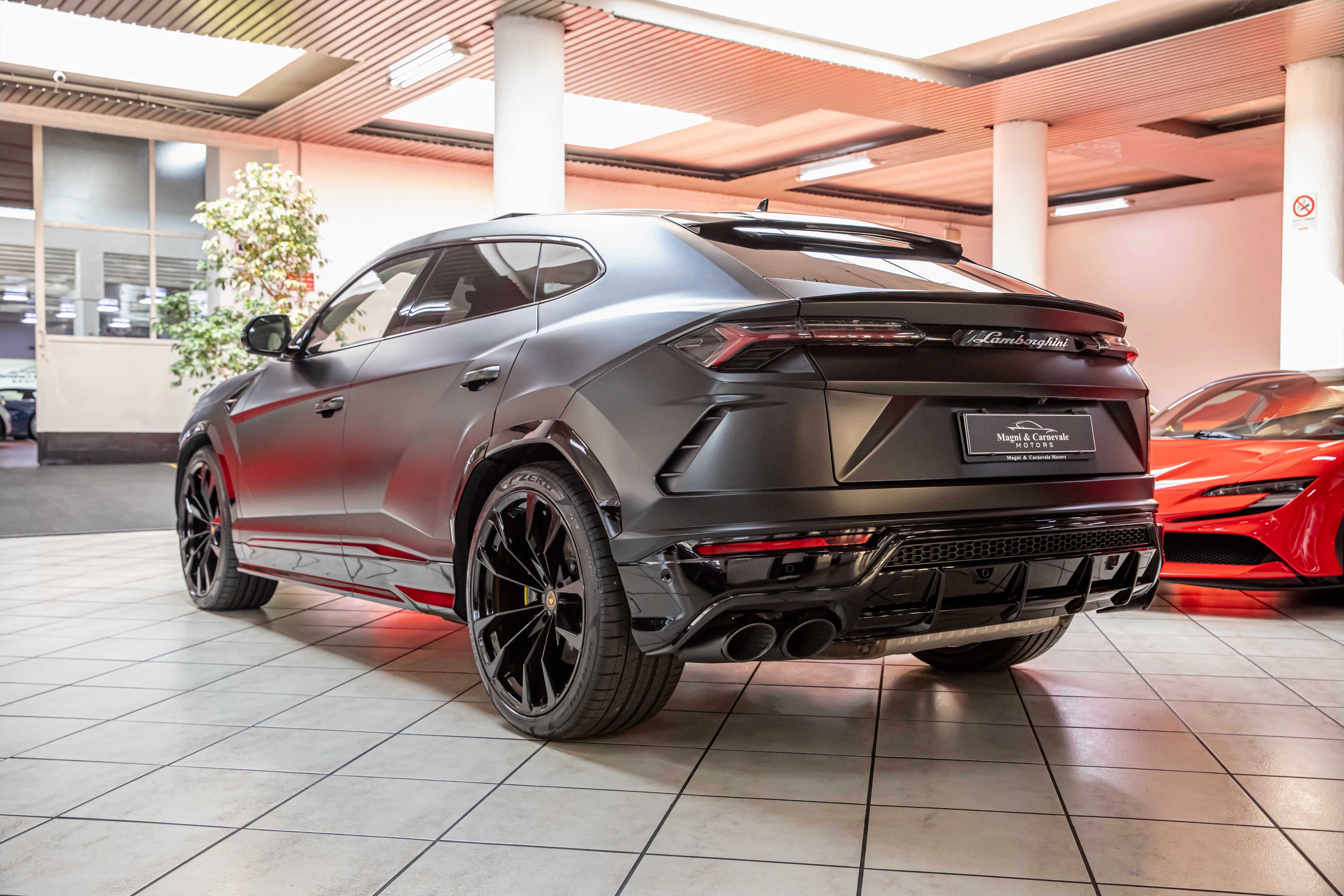 2023 Lamborghini Urus, 8/30