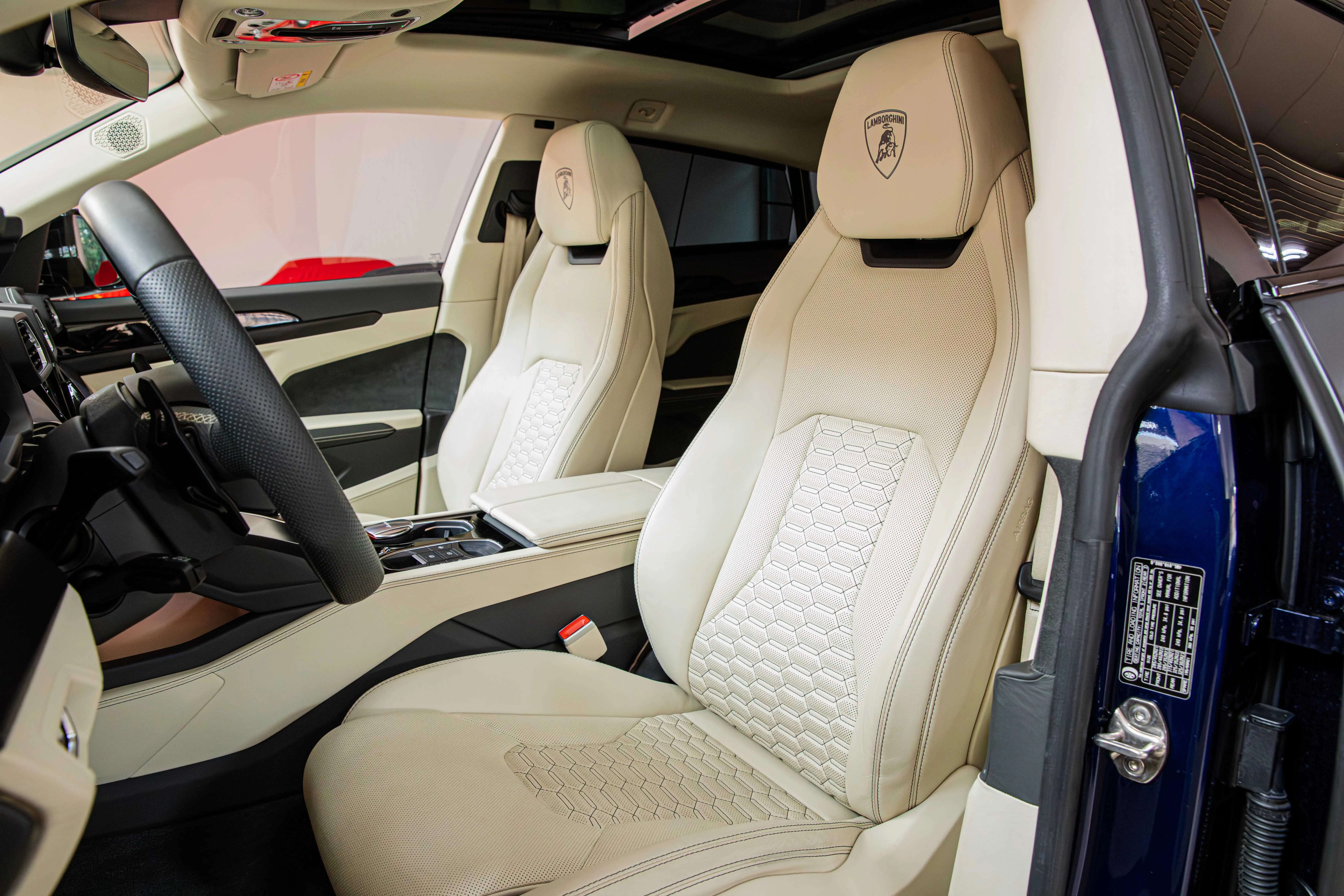 2023 Lamborghini Urus, 17/30