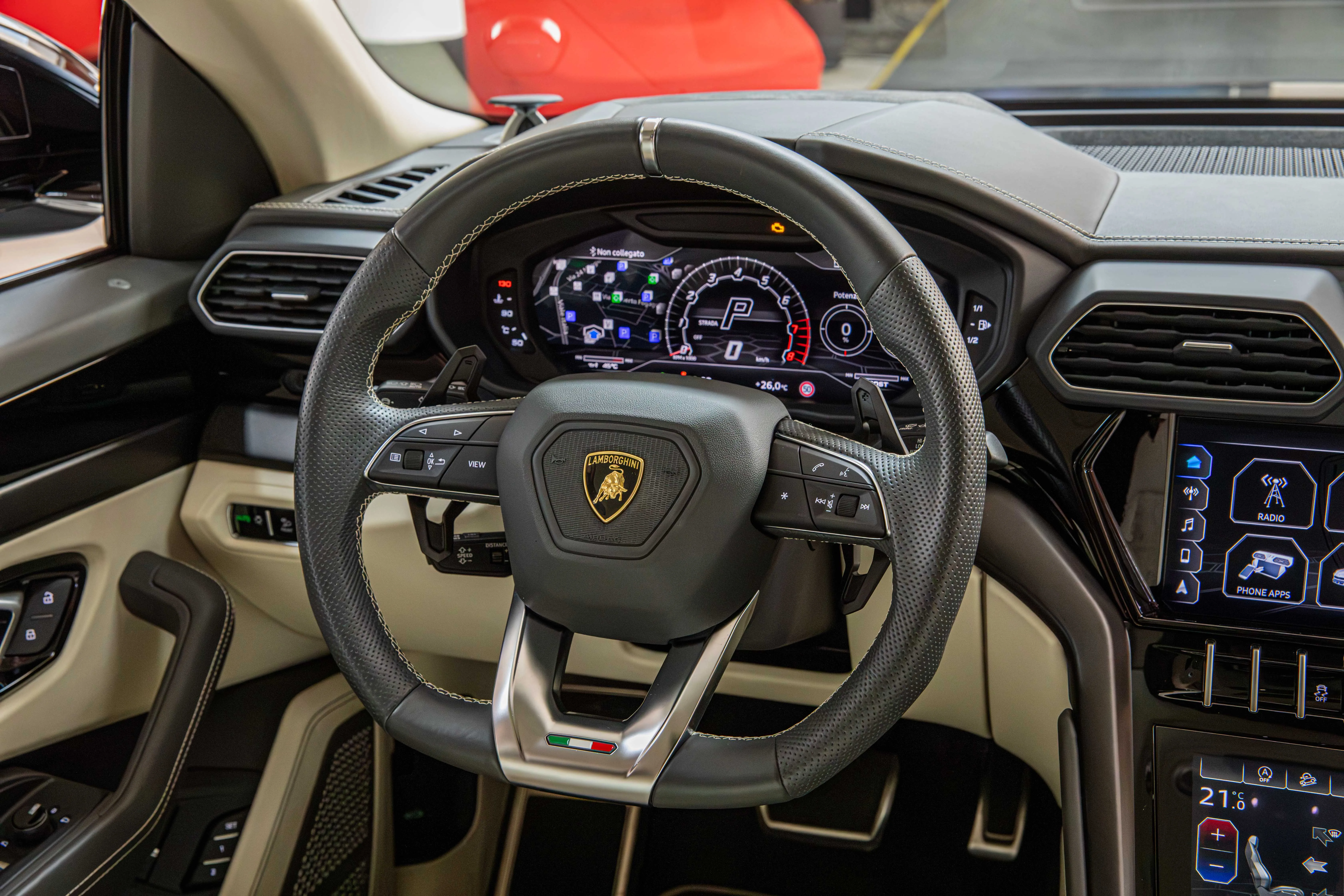 2023 Lamborghini Urus, 28/30