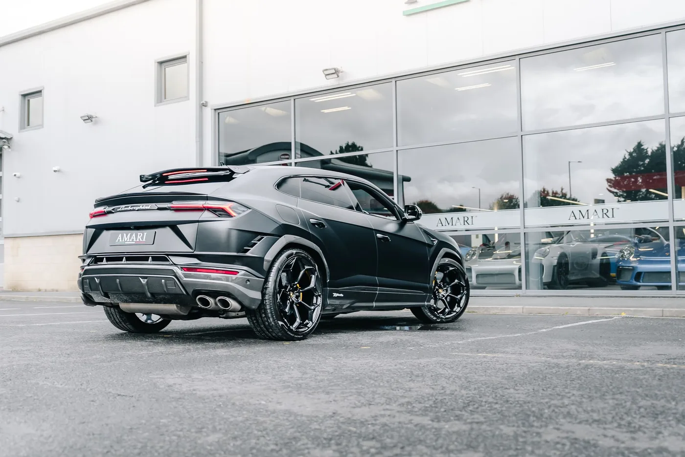 2023 Lamborghini Urus Performante offered by a supercar dealer in Preston, United Kingdom, photo 16 of 25