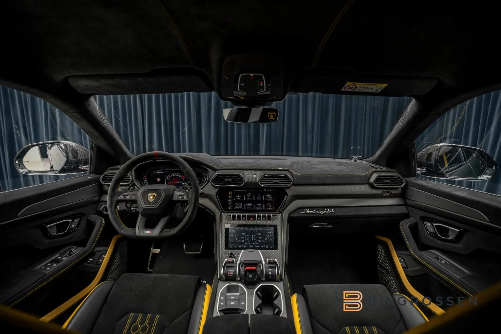 2023 Lamborghini Urus Performante, 17/30