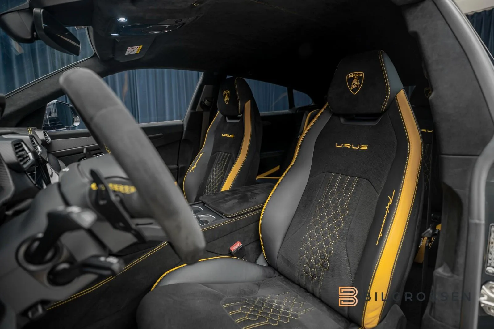 2023 Lamborghini Urus Performante, 19/30