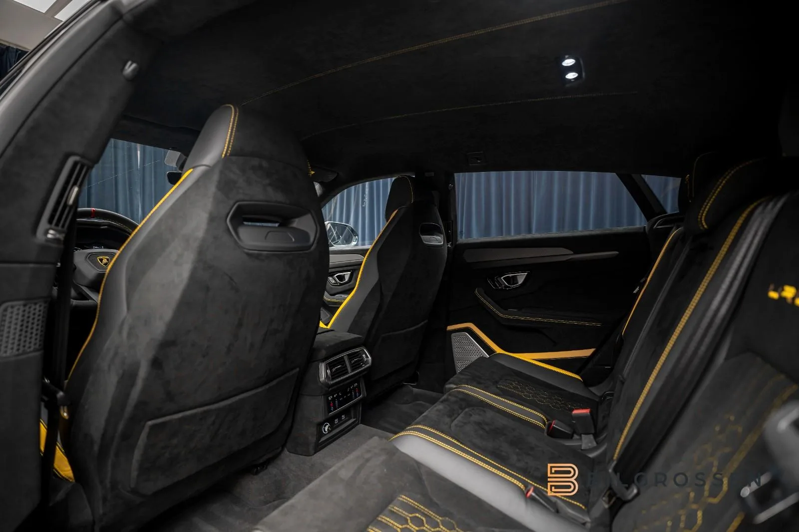 2023 Lamborghini Urus Performante, 21/30