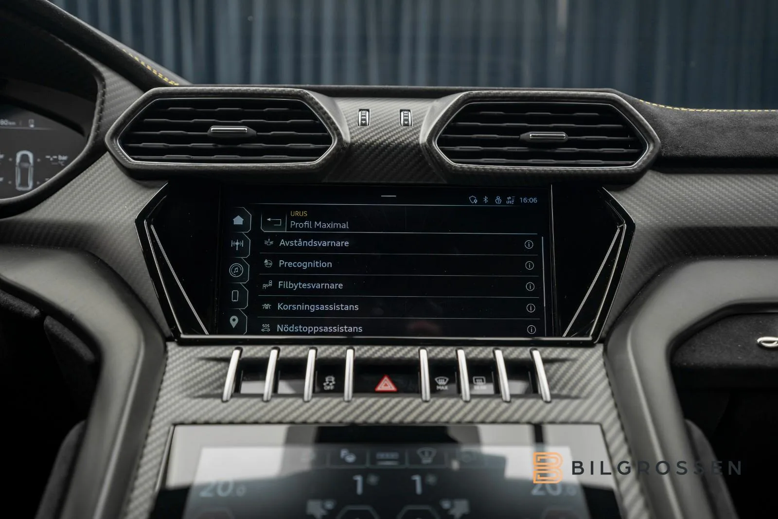 2023 Lamborghini Urus Performante, 30/30