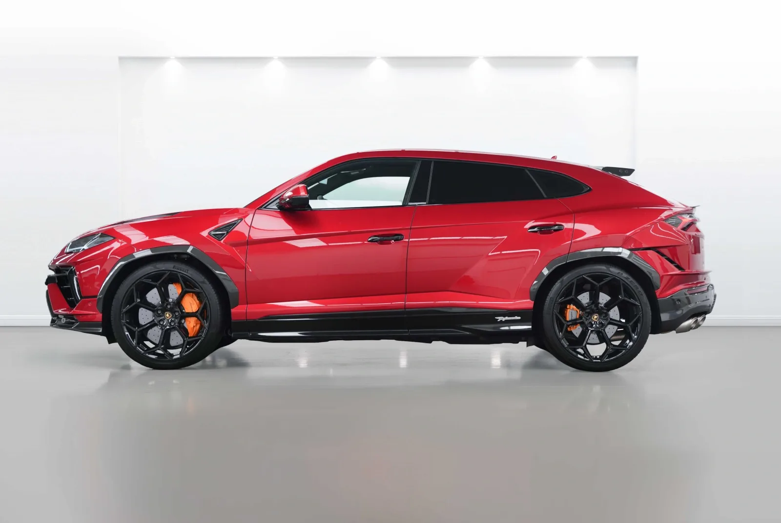 2023 Lamborghini Urus Performante, 2/14