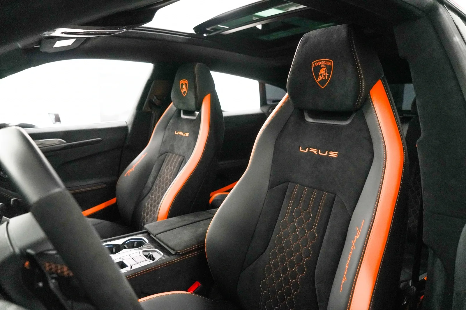 2023 Lamborghini Urus Performante, 11/14